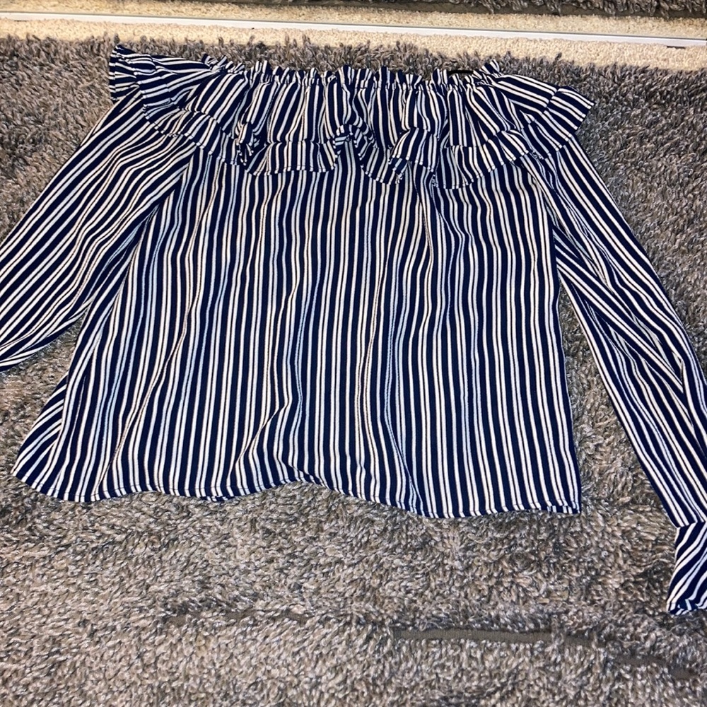 H&M Long Sleeve off the shoulder Top